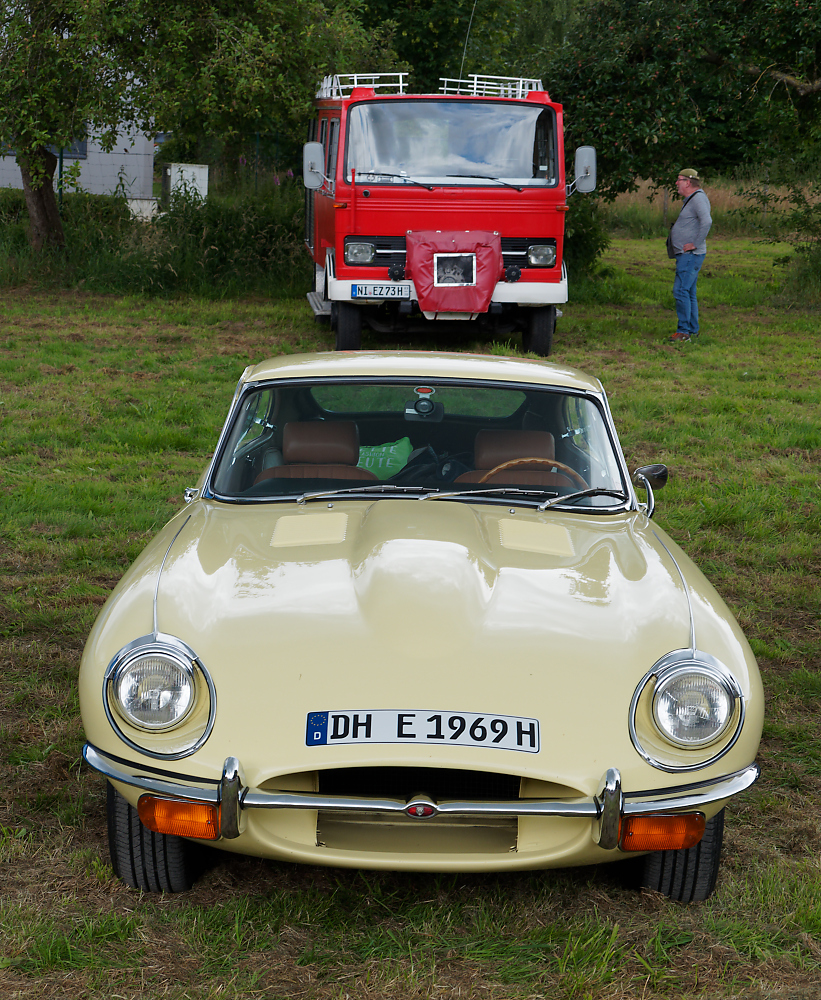 Jaguar E Type 4.2.jpg
