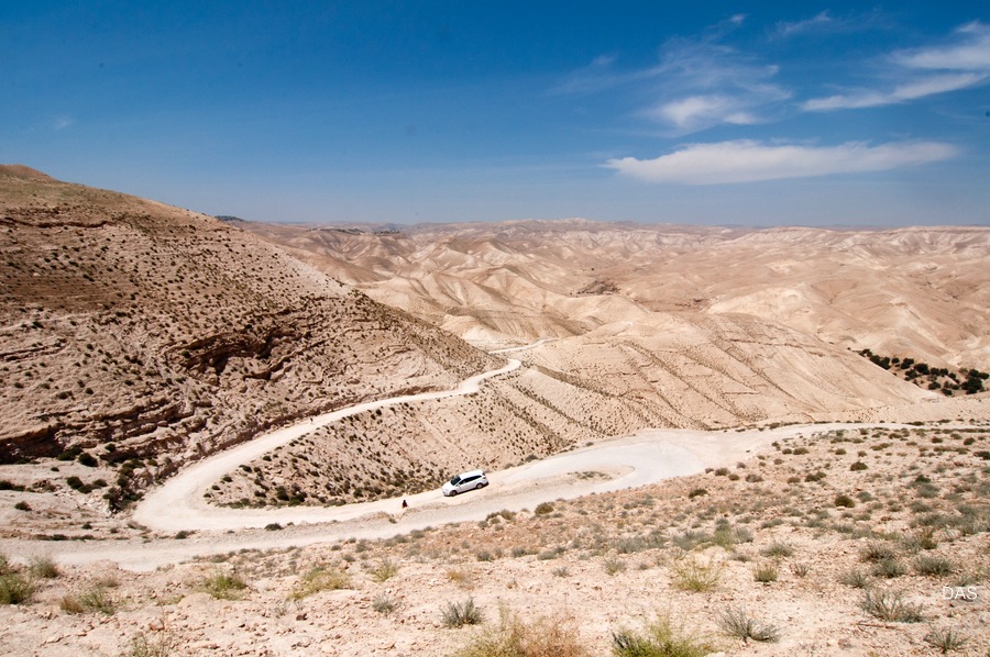 Judäische Wüste
auf dem Weg nach Jericho Waldi Qelt