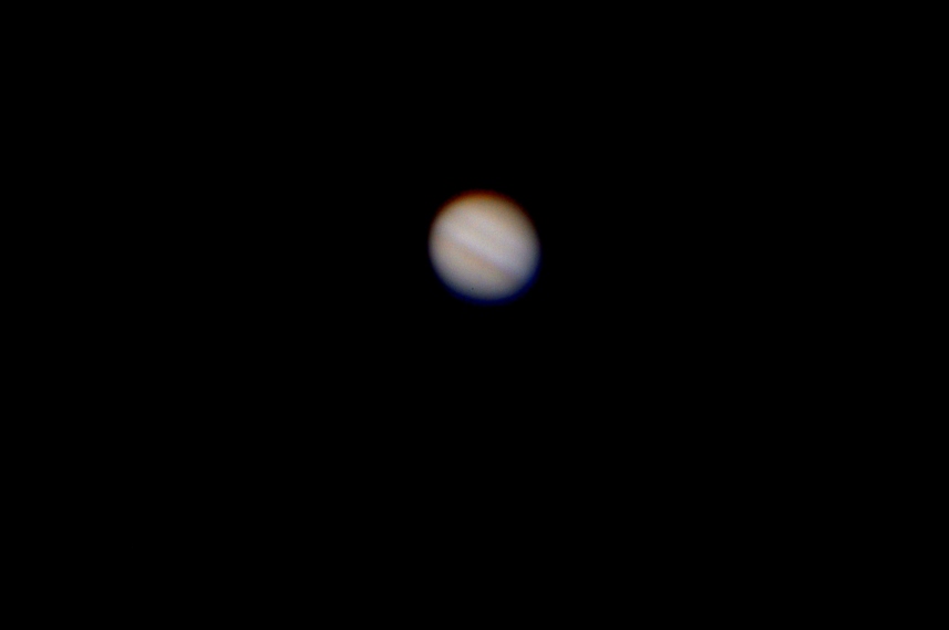 Jupiter
Einzelbild nachbearbeitet mit einem HDR PRG.