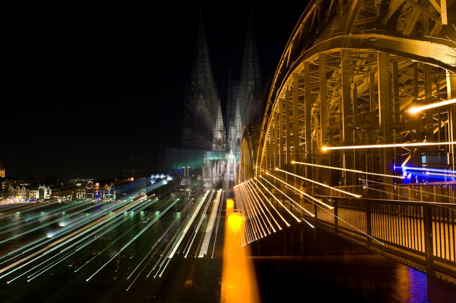 Kölner Dom
Zooming-Aufnahme