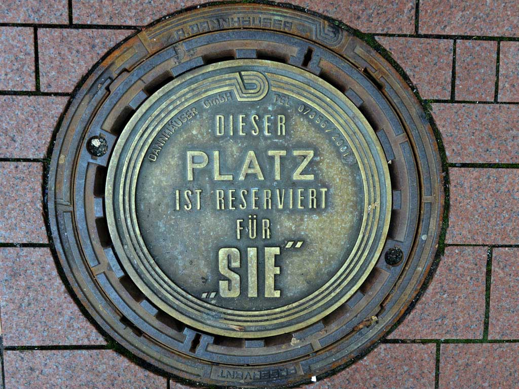 kanaldeckel platz sie