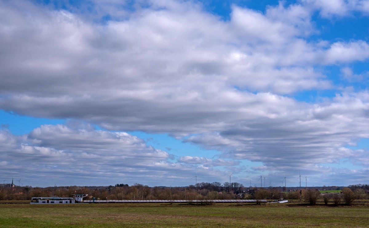 Kanalwolken.jpg