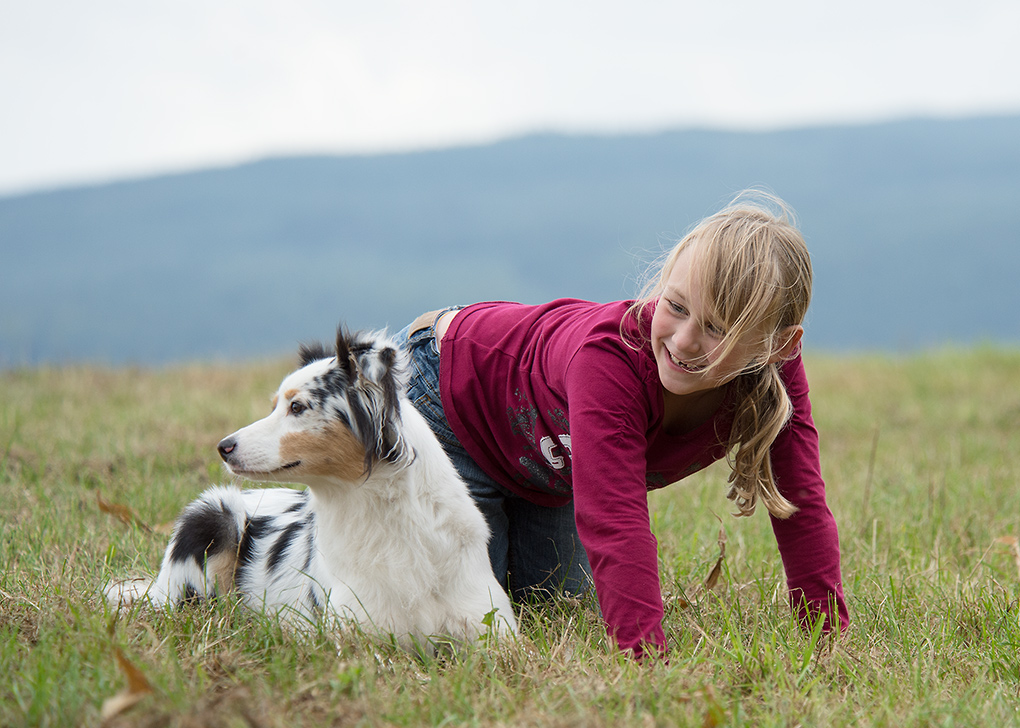 kind und hund