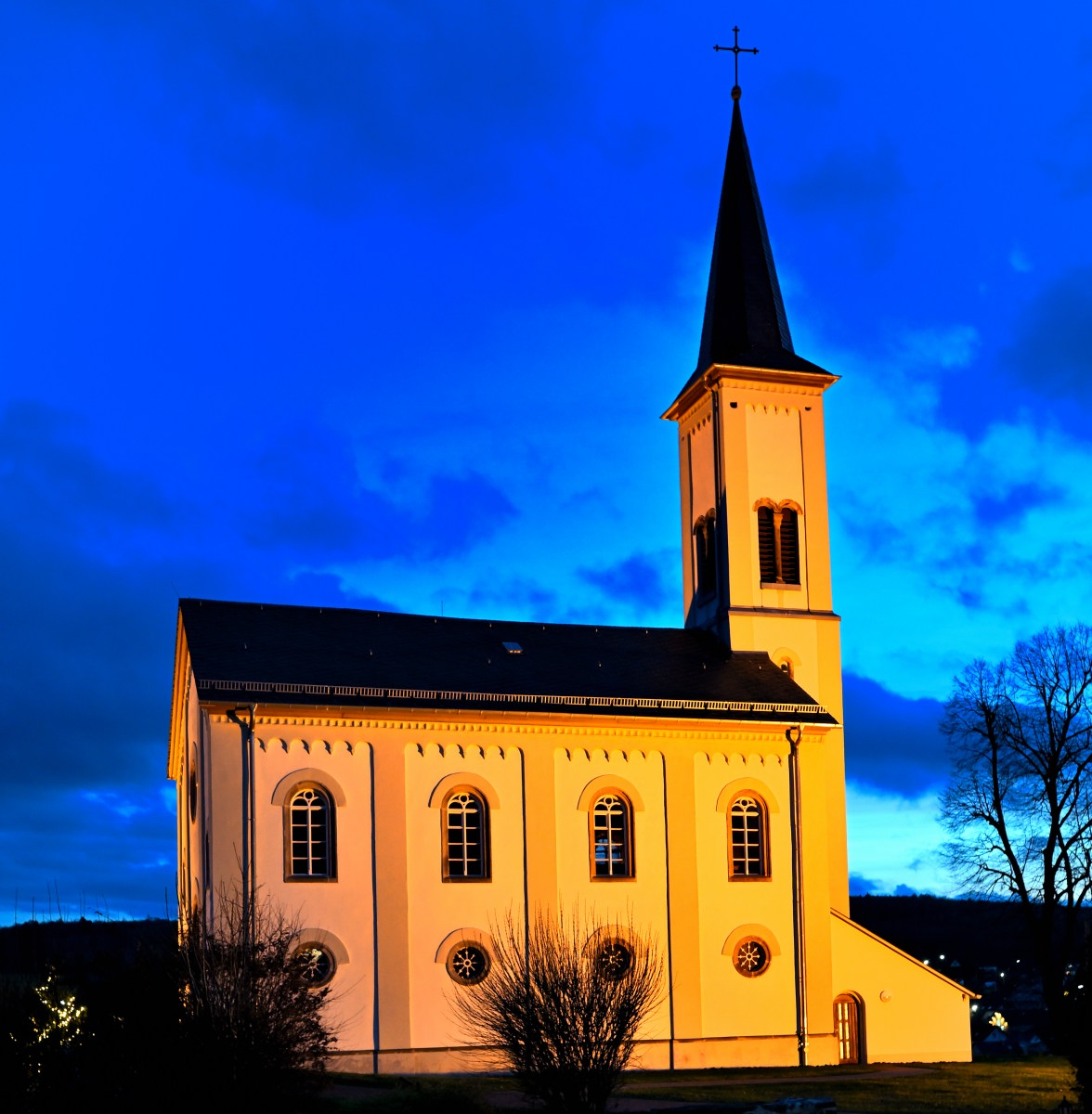 kirche-blst.JPG