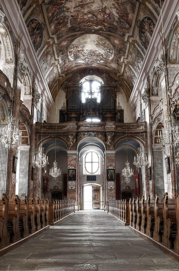 Kirche Pöllau 3 tonemapped