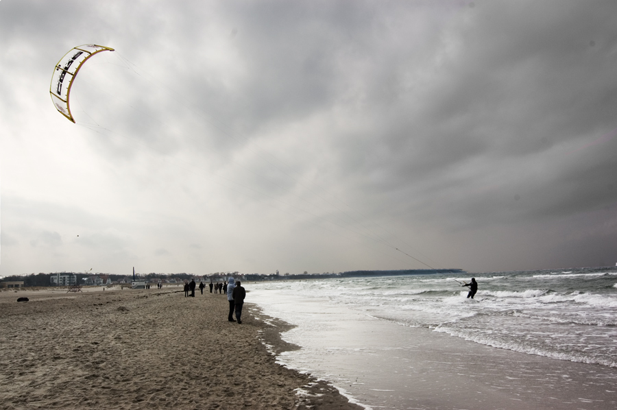 kite surfer