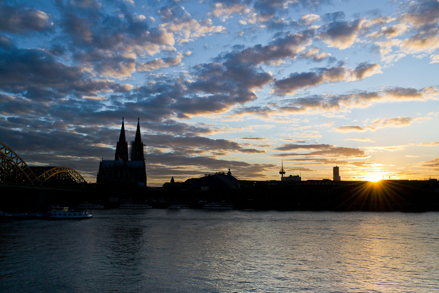 KoelnSilhouetteFarbe