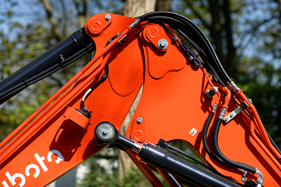 Kubota.jpg