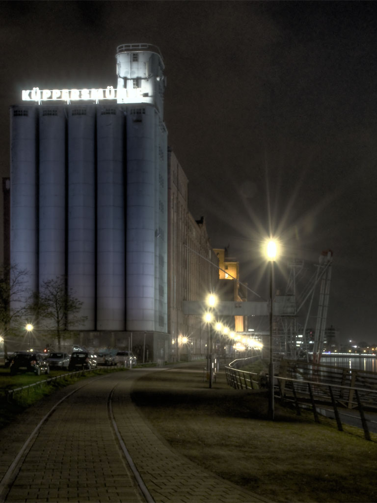 Kueppersmuehle im Innenhafen Duisburg HDRI
