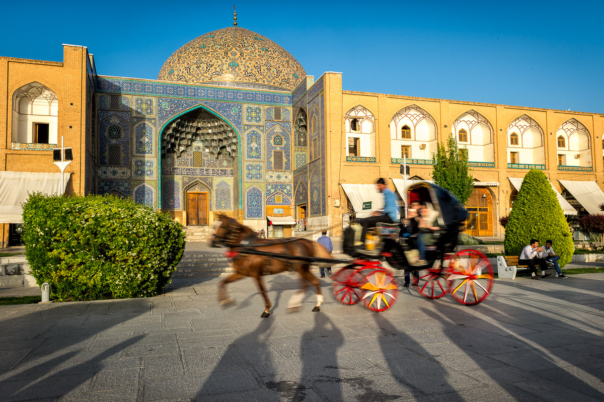 Kutschen auf dem großen Platz in Isfahan