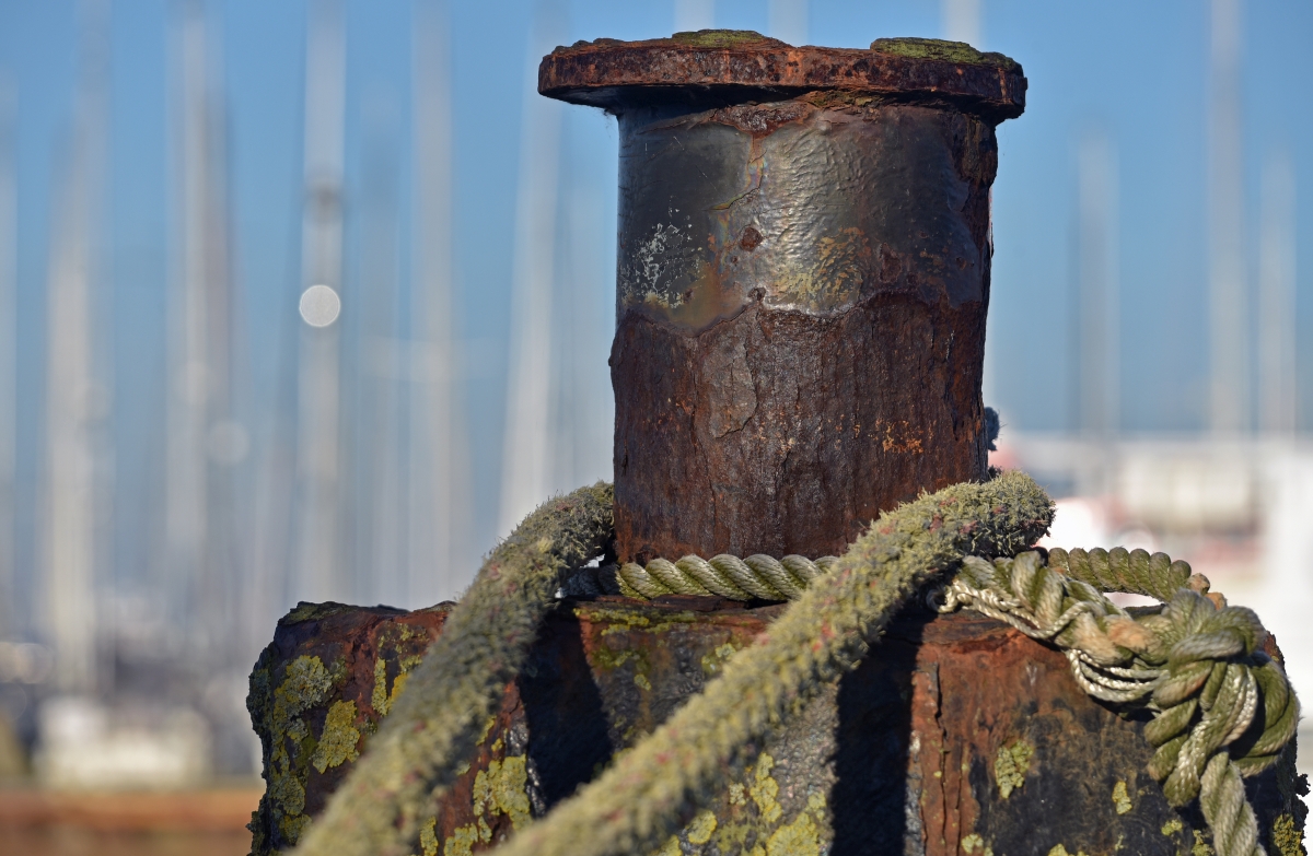laboe_hafen_poller_3.jpg