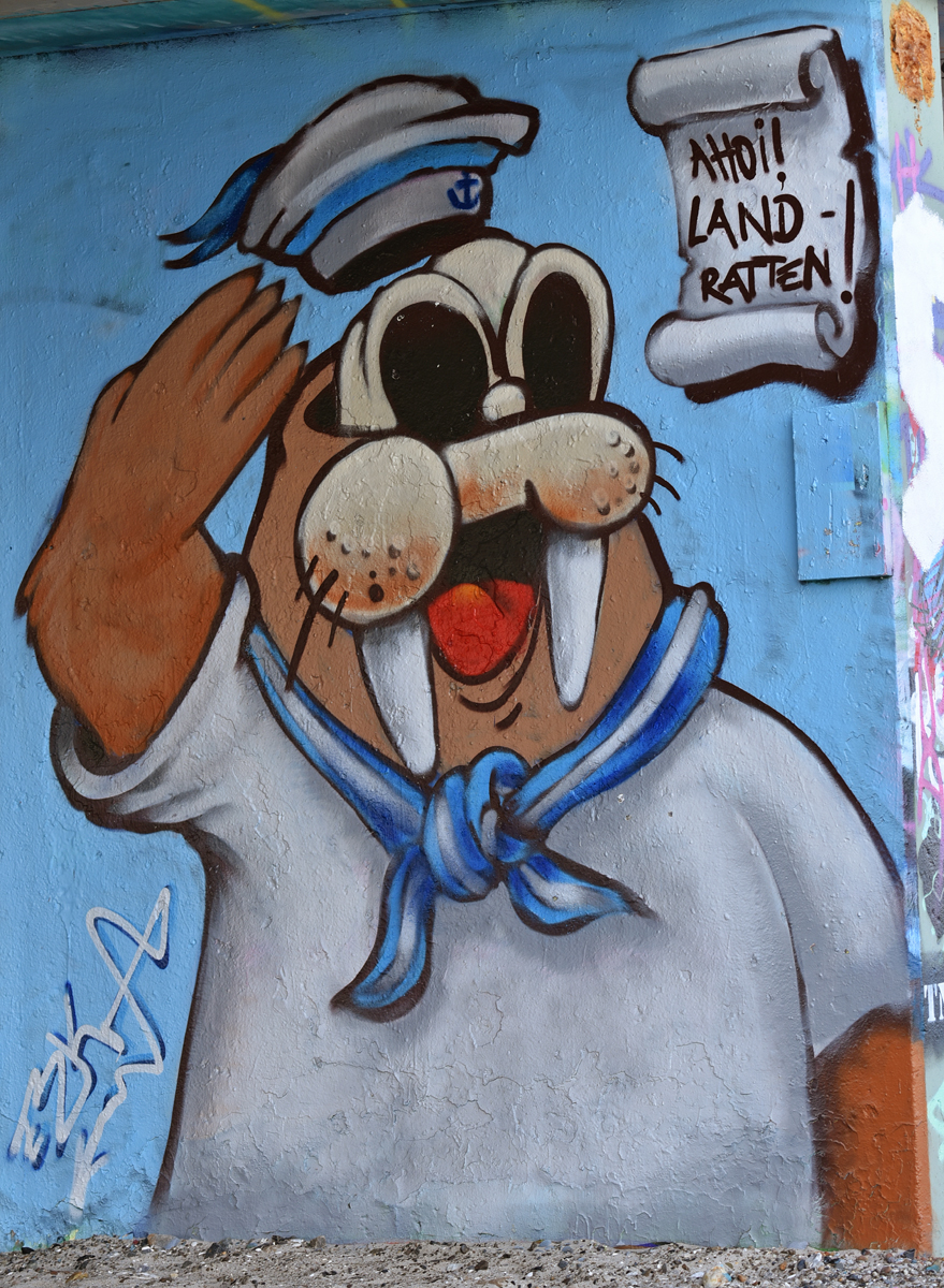 laboe_hallenbad_graffiti.jpg
