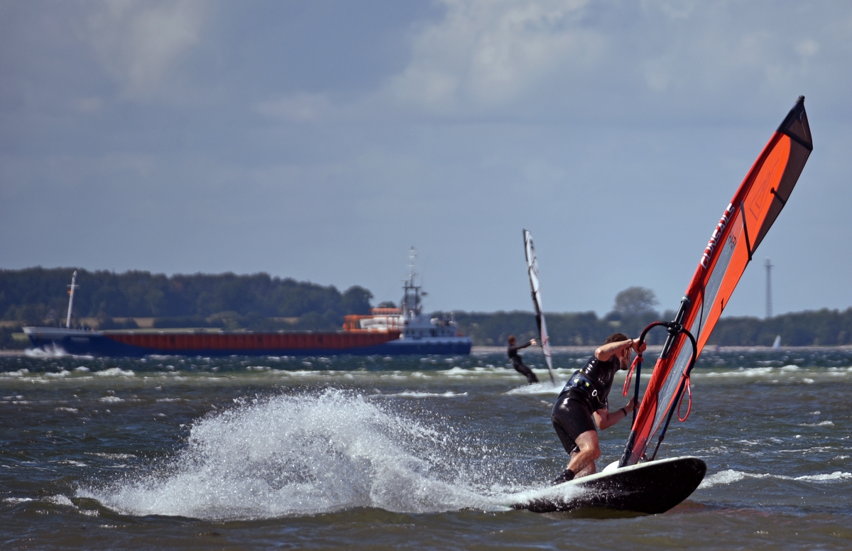 laboe_surfer_1.jpg