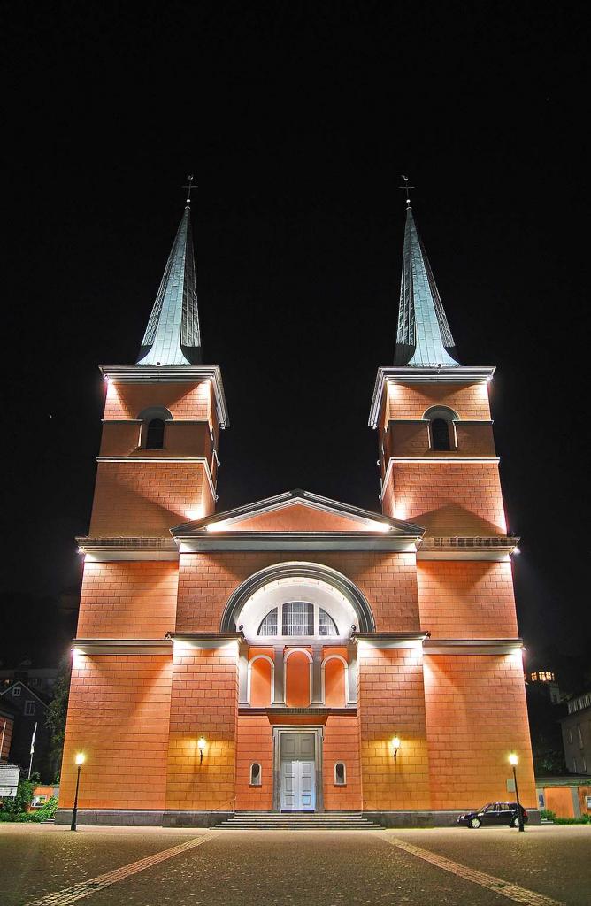 Laurentius Kirche Nacht 01 1000