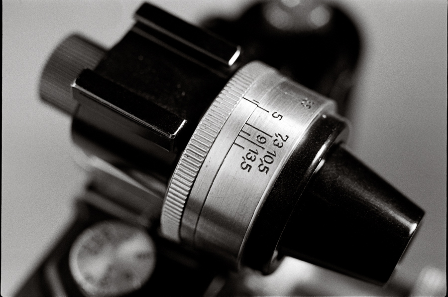 Leica II 12 2010 2