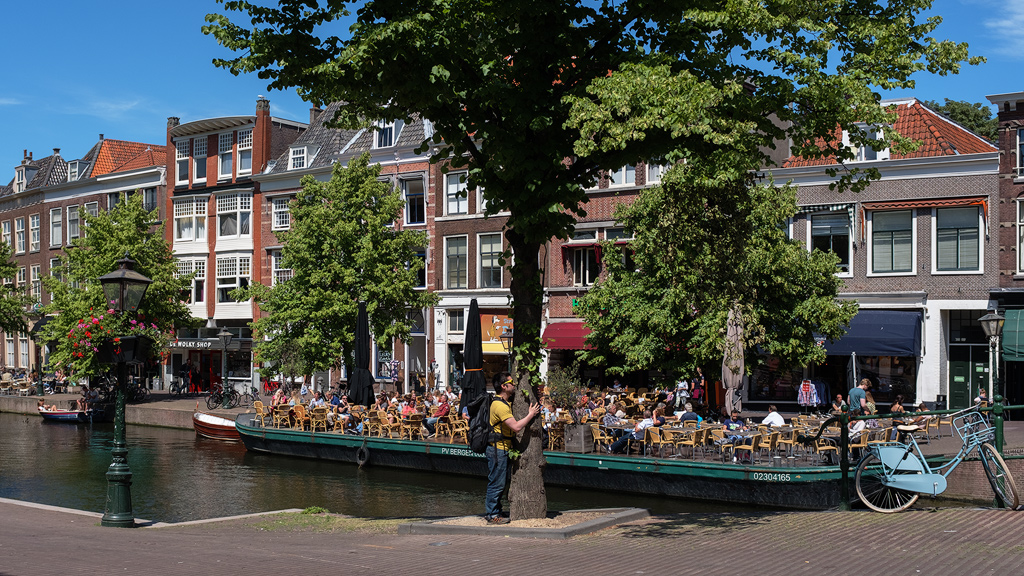 Leiden street love