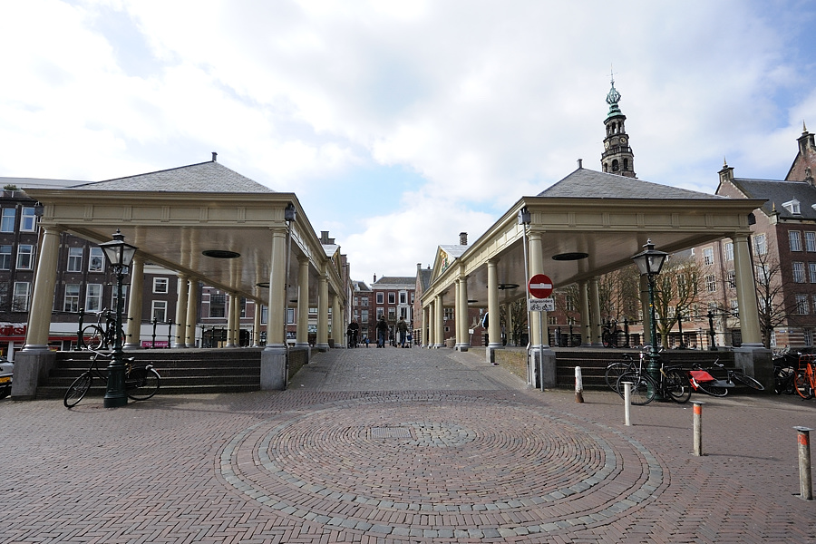 Leiden03