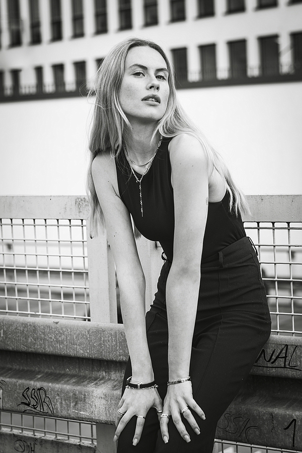 Leonie