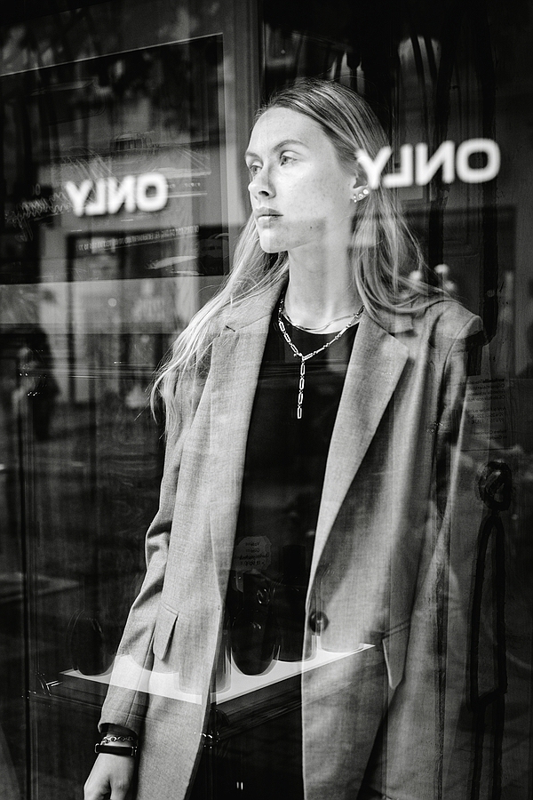 Leonie
