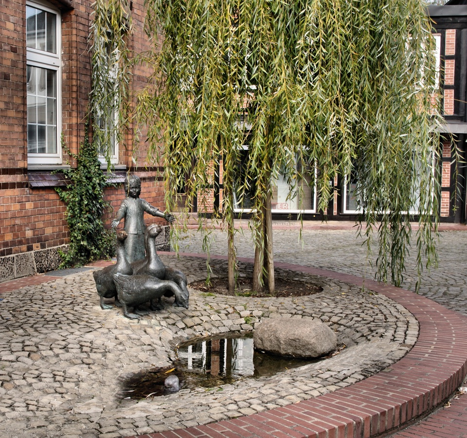 Liesel Gänse Wasser.jpg