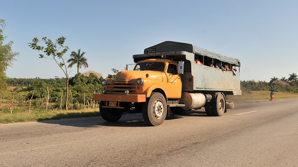LKW auf der Autobahn
5720