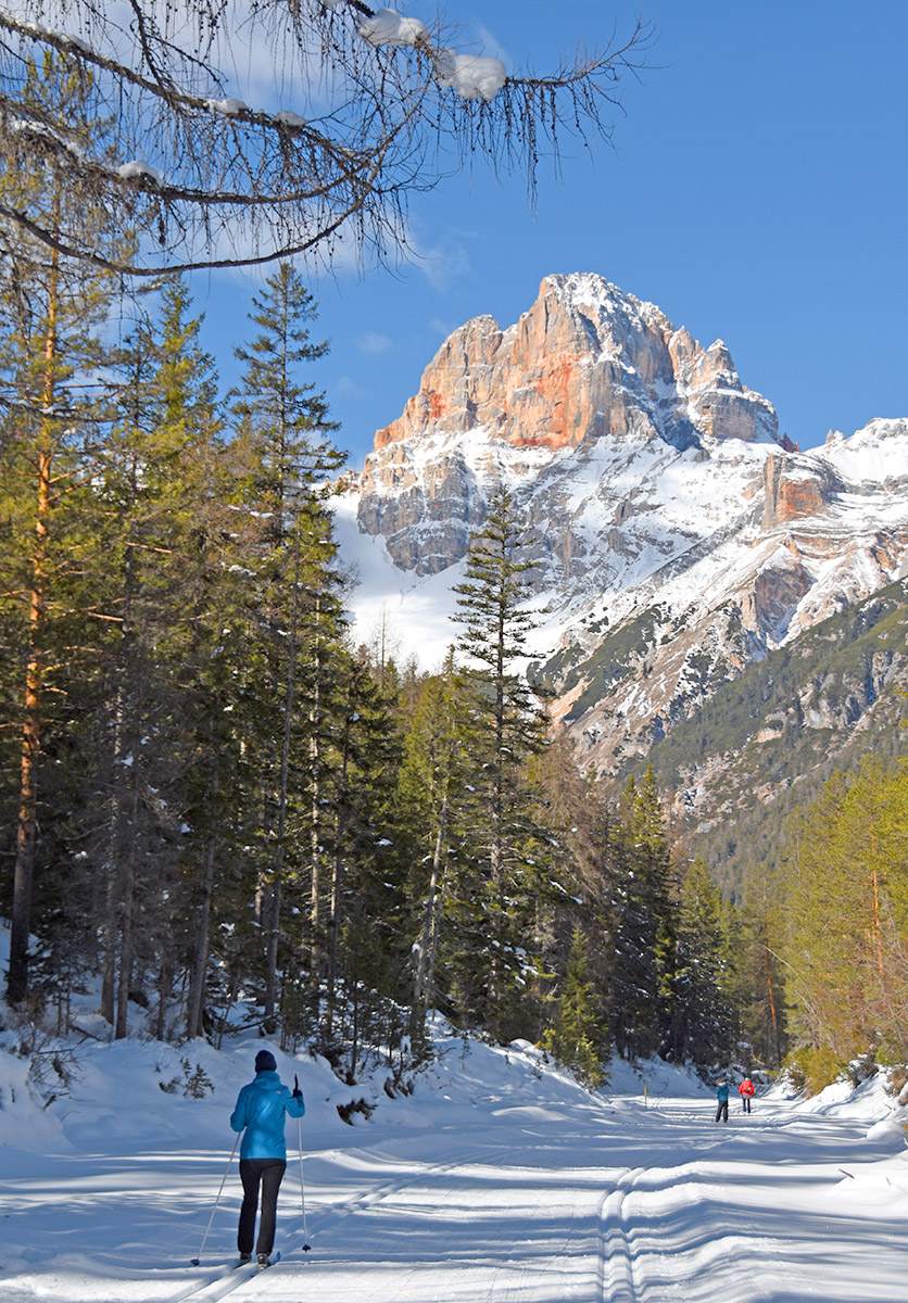 Loipeblick zum "Hohen Gais" (3139m) im Höhlensteintal bei Schluderbach