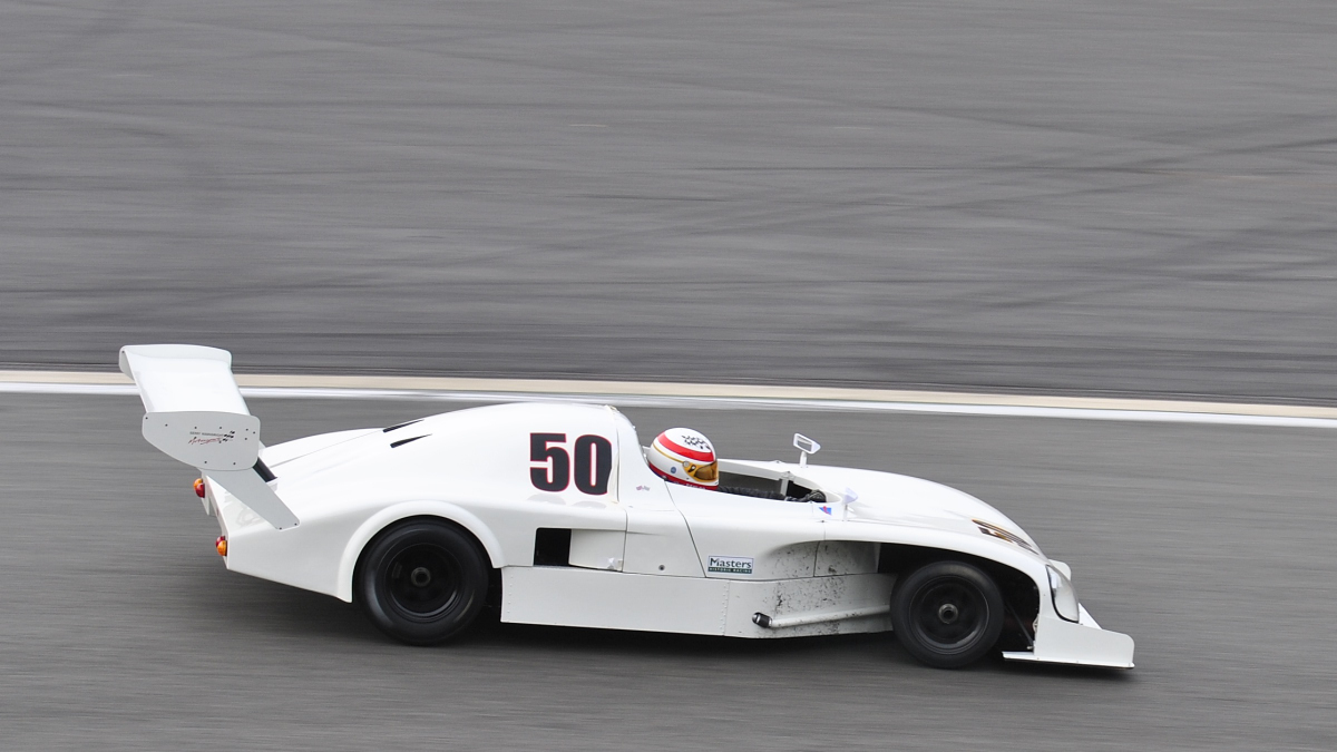 LOLA T390_00001.jpg