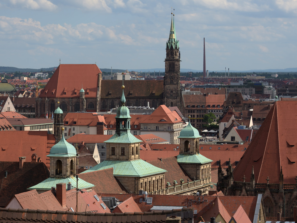 Lorenzkirche Über den Dächern