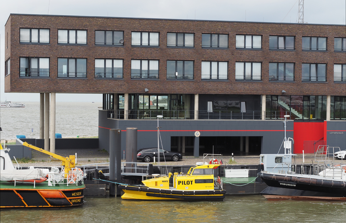 Lotsenhaus Bremerhaven.jpg