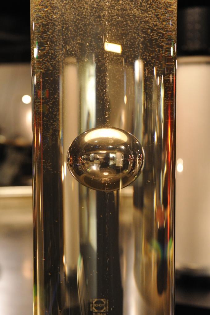 Luftblase aus flüssigem Metall (?) (Swiss Science Center Technorama)