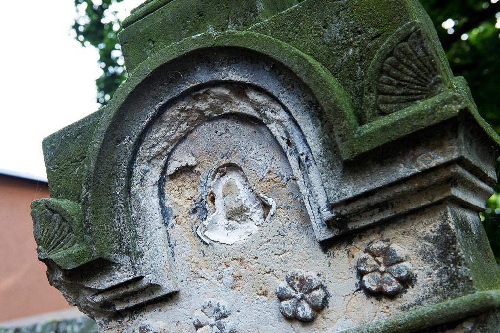 Lukova Geisterkirche 06