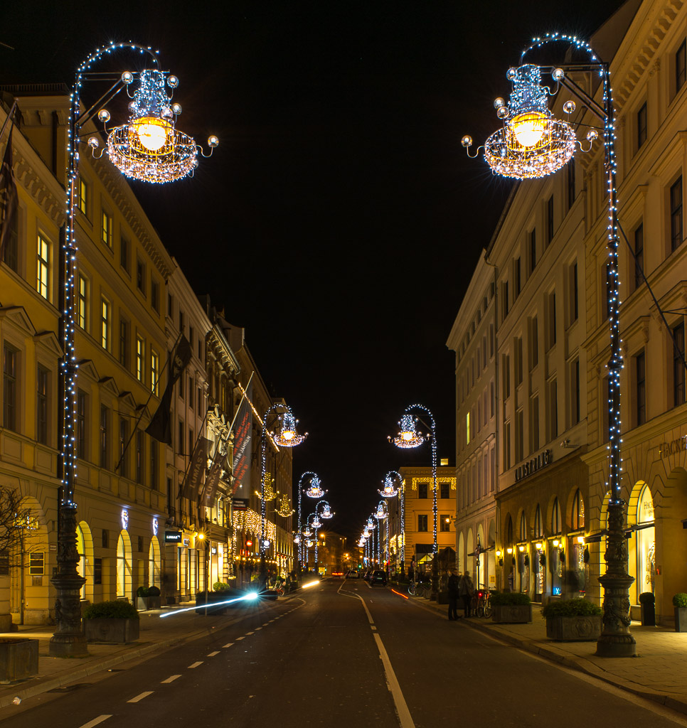 München Brienner Str. Vorweihnacht