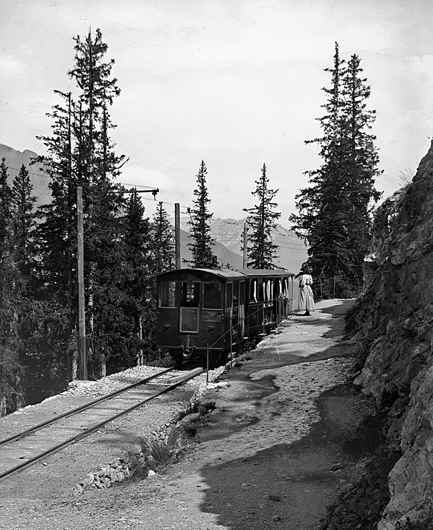 Mürrenbahn.jpg