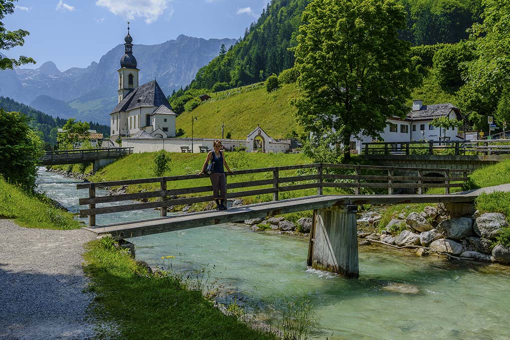 Malerwinkel in Ramsau mit Kirche St. Sebastian.