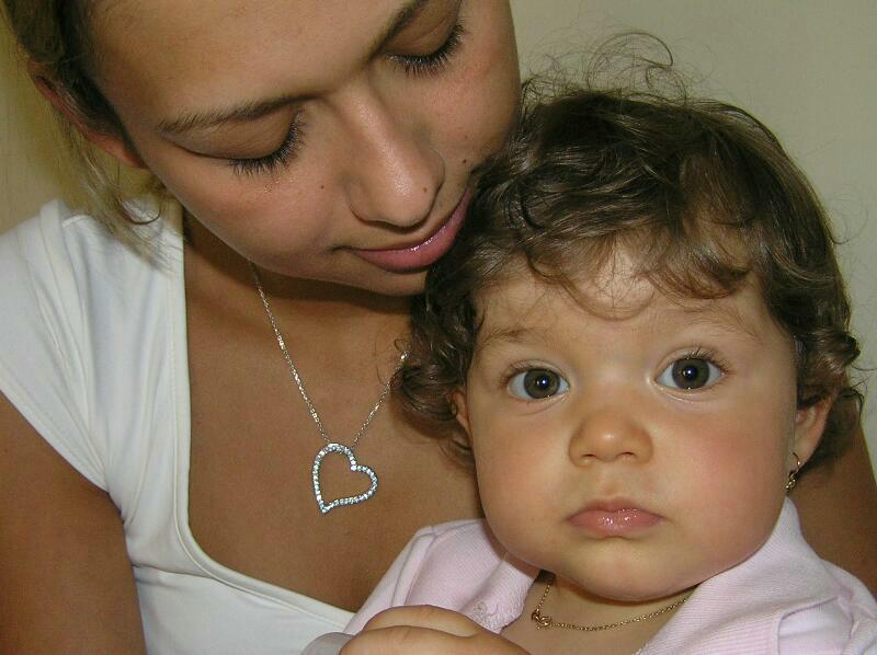 Mami und Baby 2004