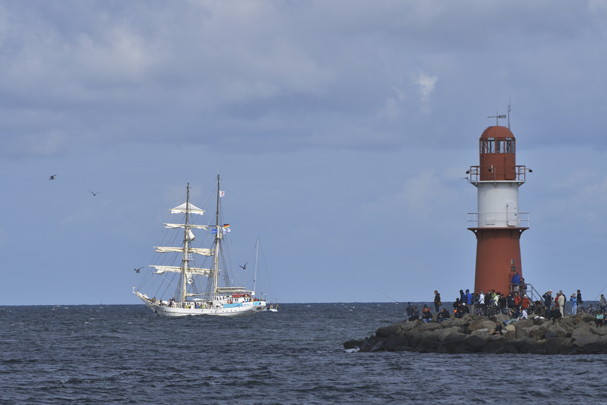 Manchmal sonnt sich auch ein einzelnes Schiff in seinem Glanz