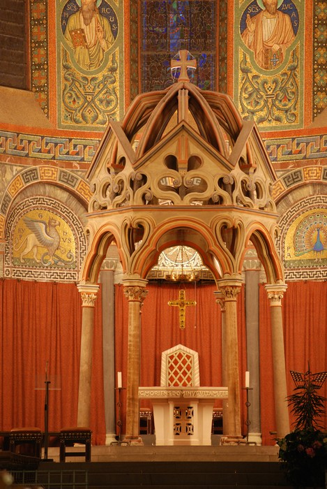Maria Laach Altar Jan 09 (87)