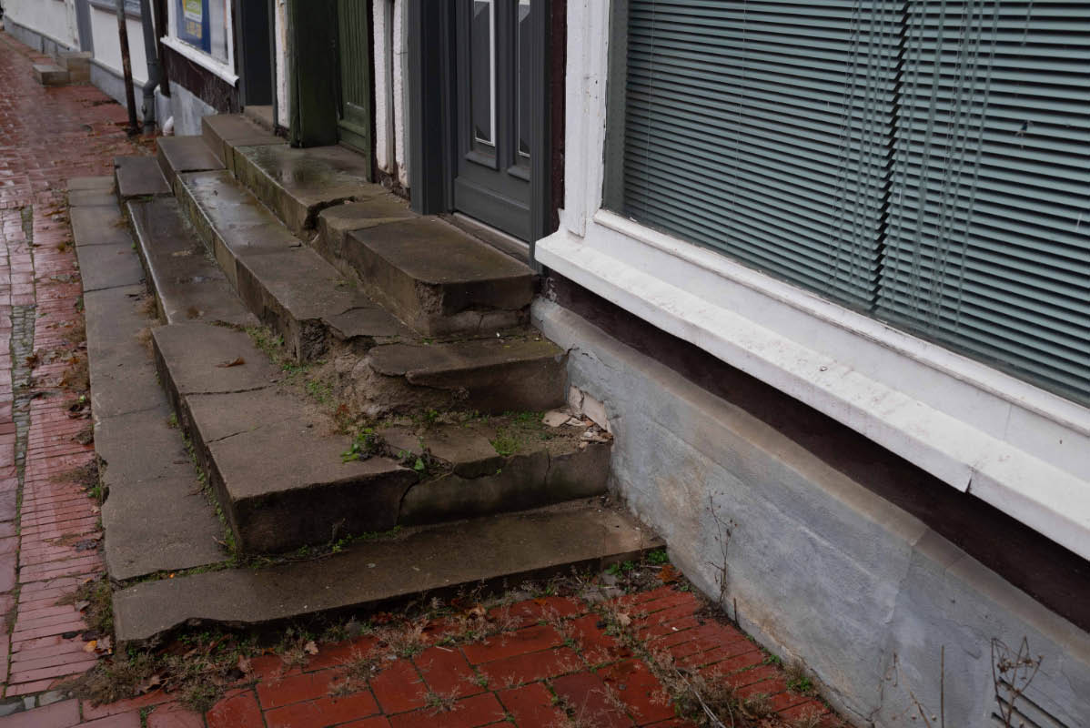 Marode Treppe.jpg