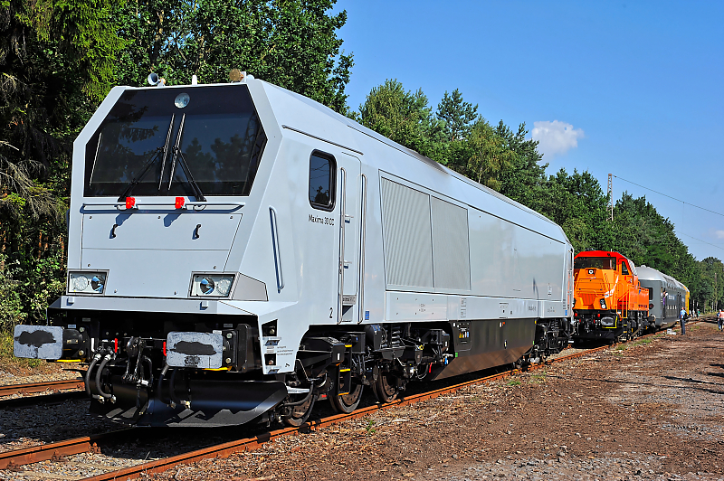 Maxima 30 CC.jpg