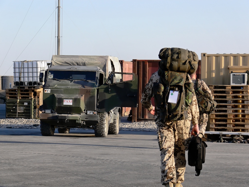 MAZAR e SHARIF Airport   4