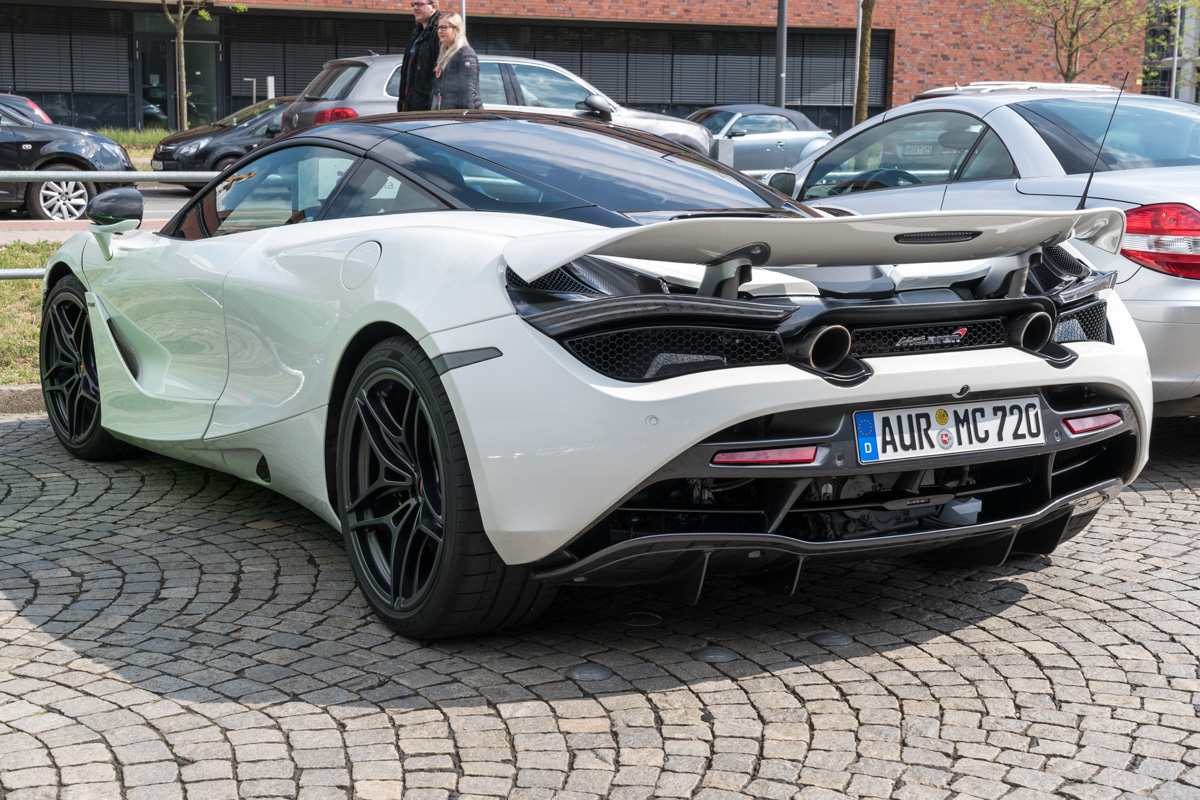 McLaren 720 S (2015- )