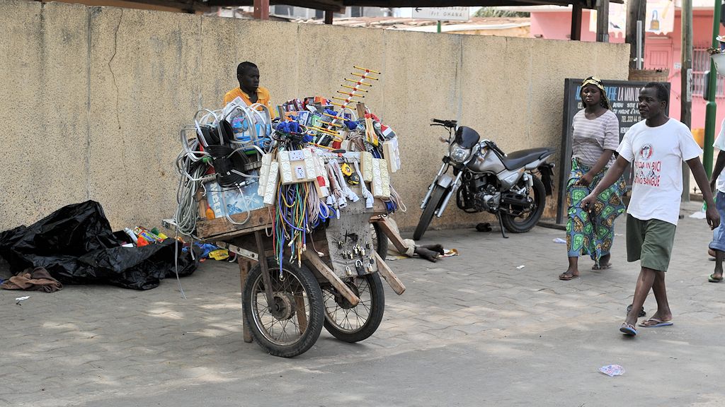 "Media Markt" in Lomé 7625