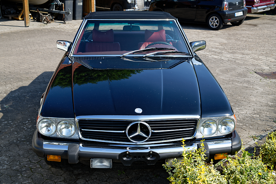 Mercedes 450 SL.jpg
