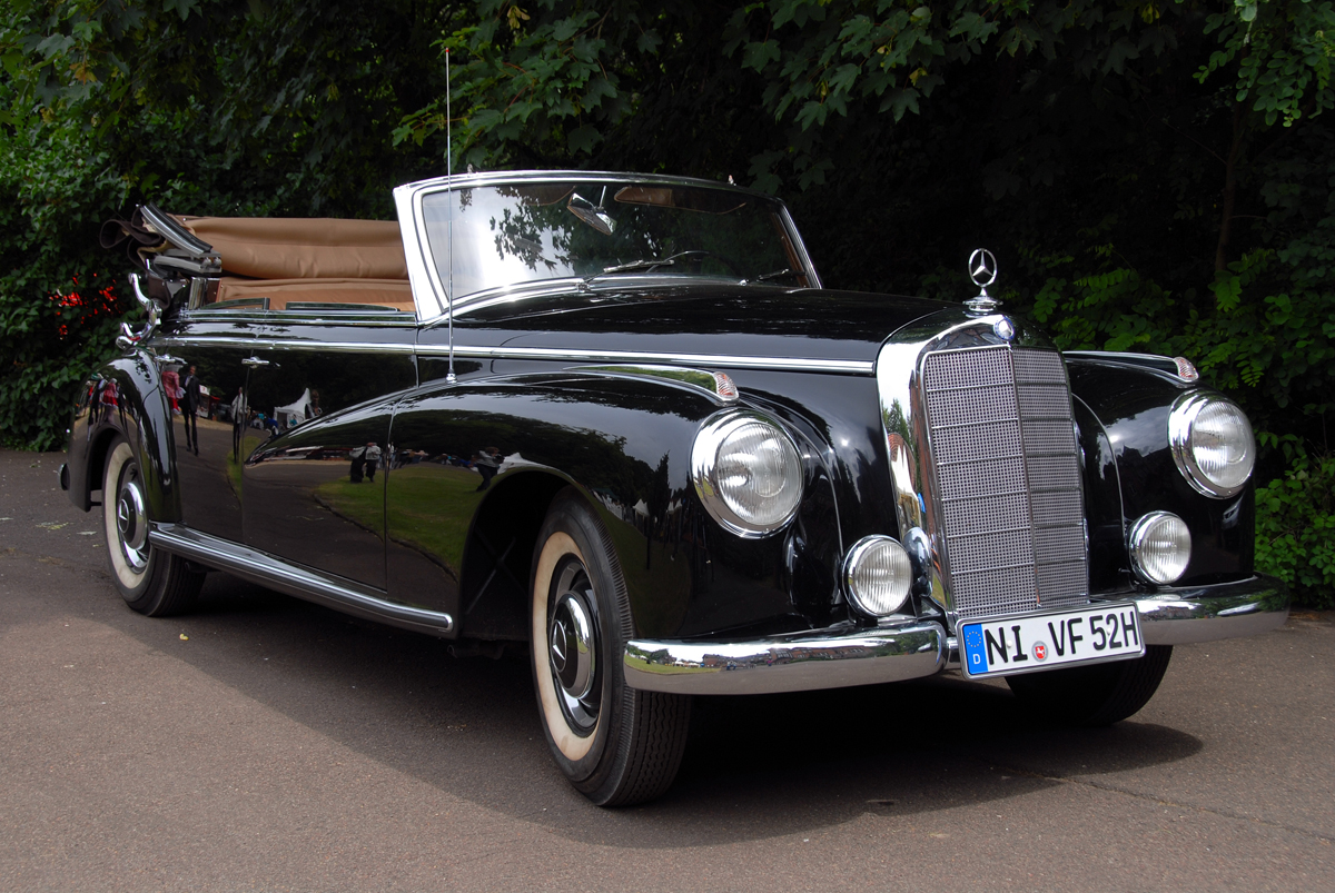 Mercedes Benz Cabrio.jpg