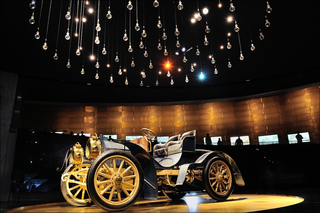 Mercedes Museum, Stuttgart - 30.12.2011