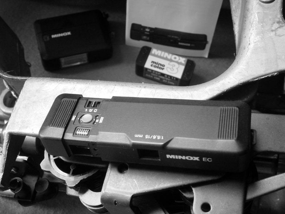 Minox