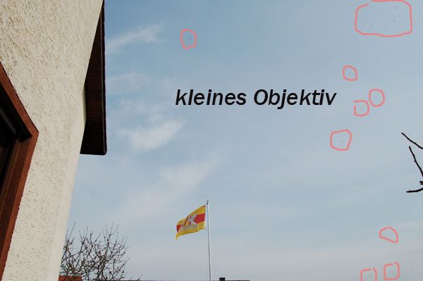 mit dem kleinen Ojektiv ohne heranzoomen fotografiert