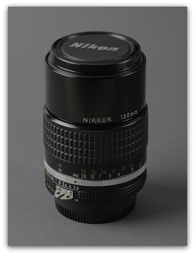 MNE 5608
Ai-S 135mm/2,8