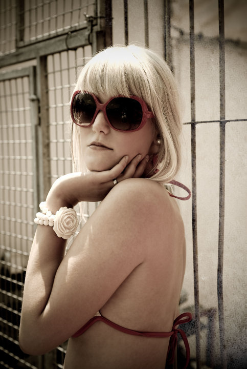 Model: Alina