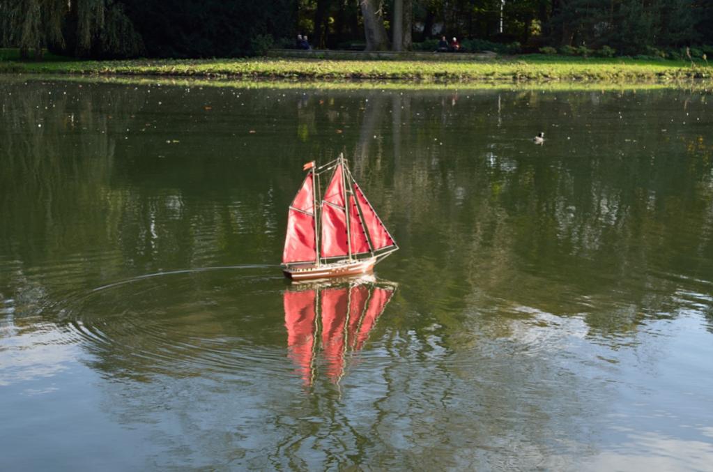 Modellboot Sollbrüggenpark Krefeld